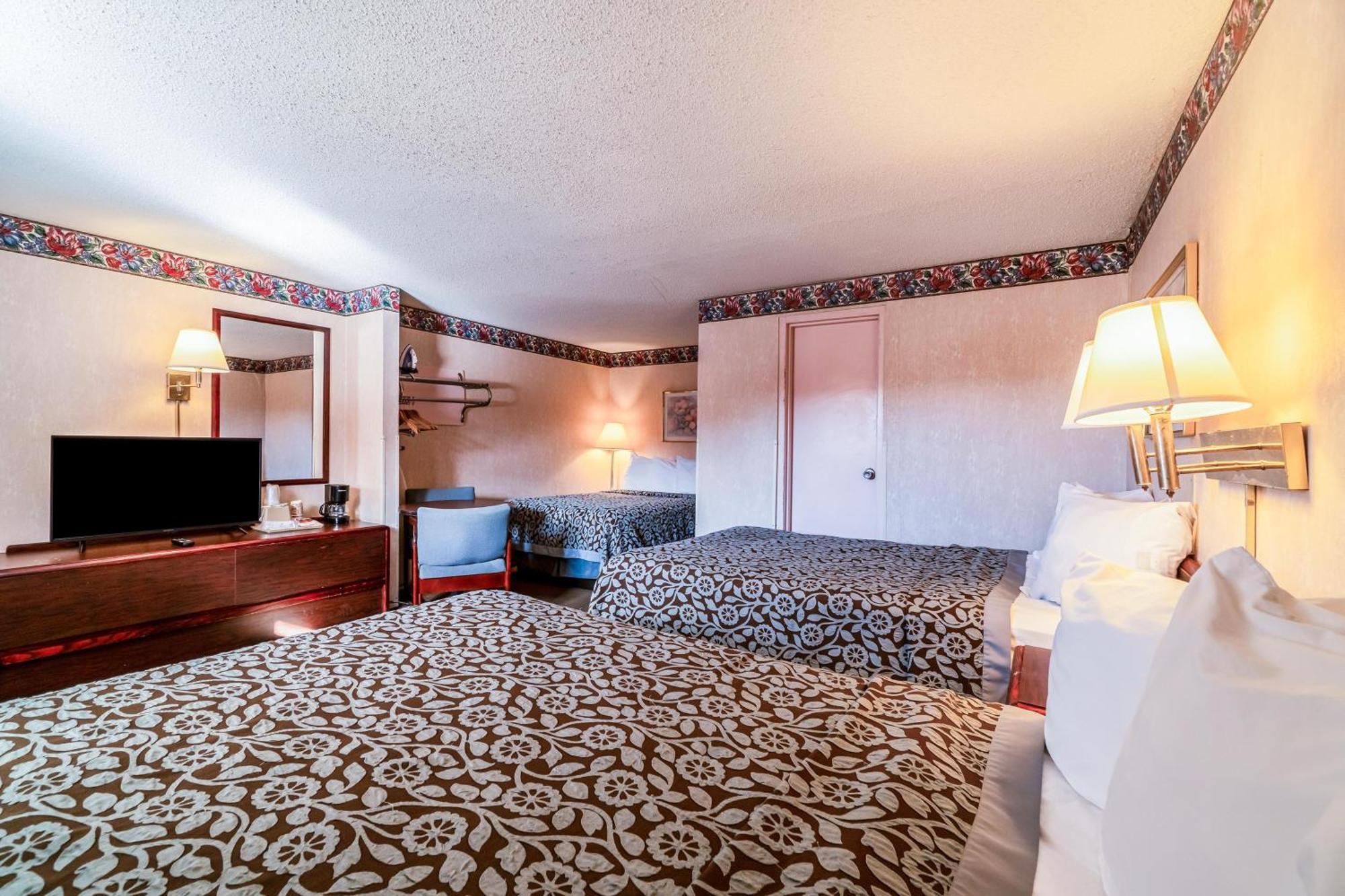 Motel Ozark Junction Mountain View By Oyo Exterior foto