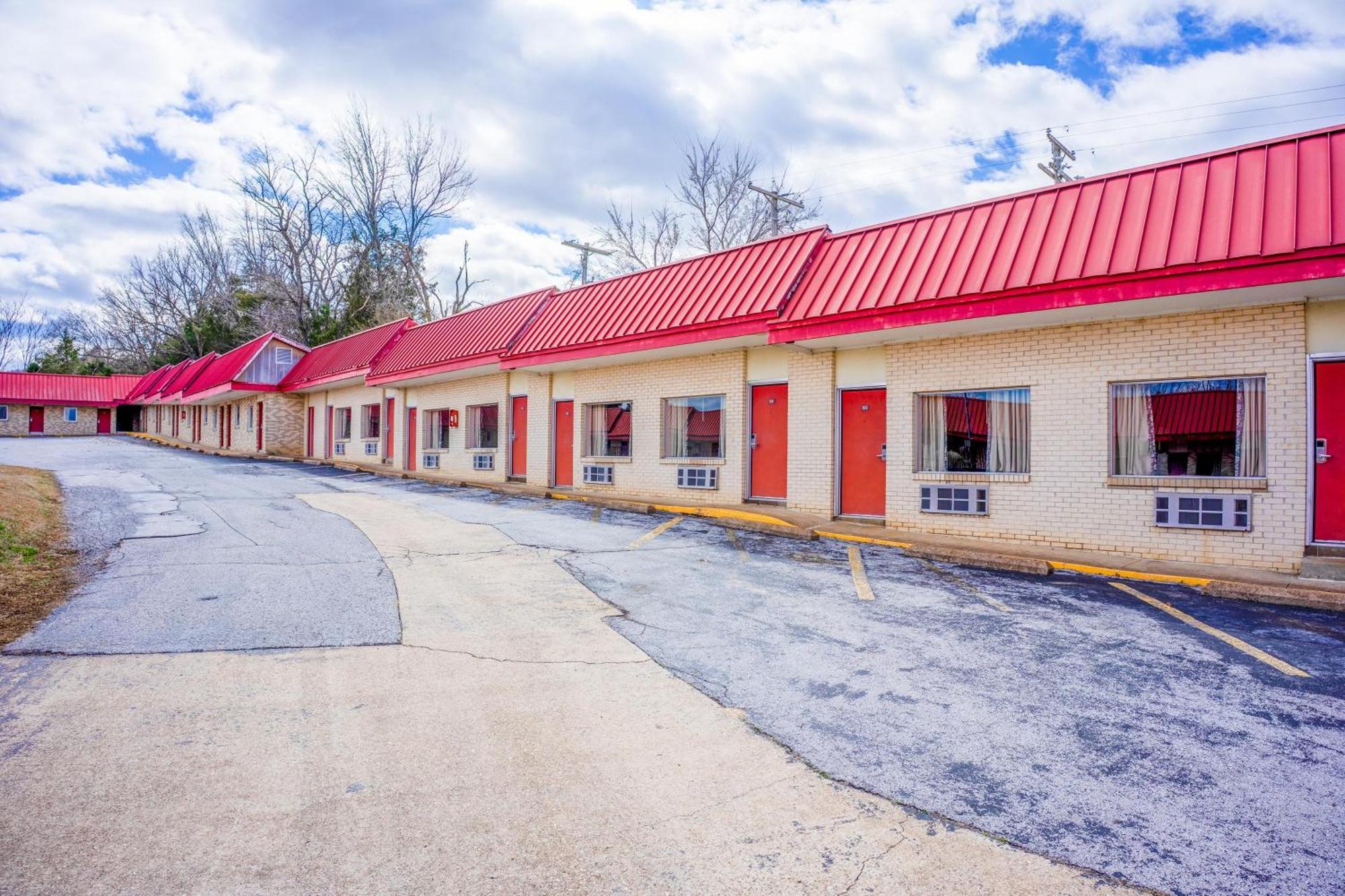 Motel Ozark Junction Mountain View By Oyo Exterior foto